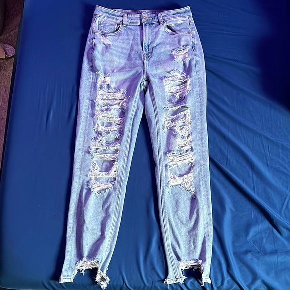 American Eagle Outfitters Denim - AE mom jeans